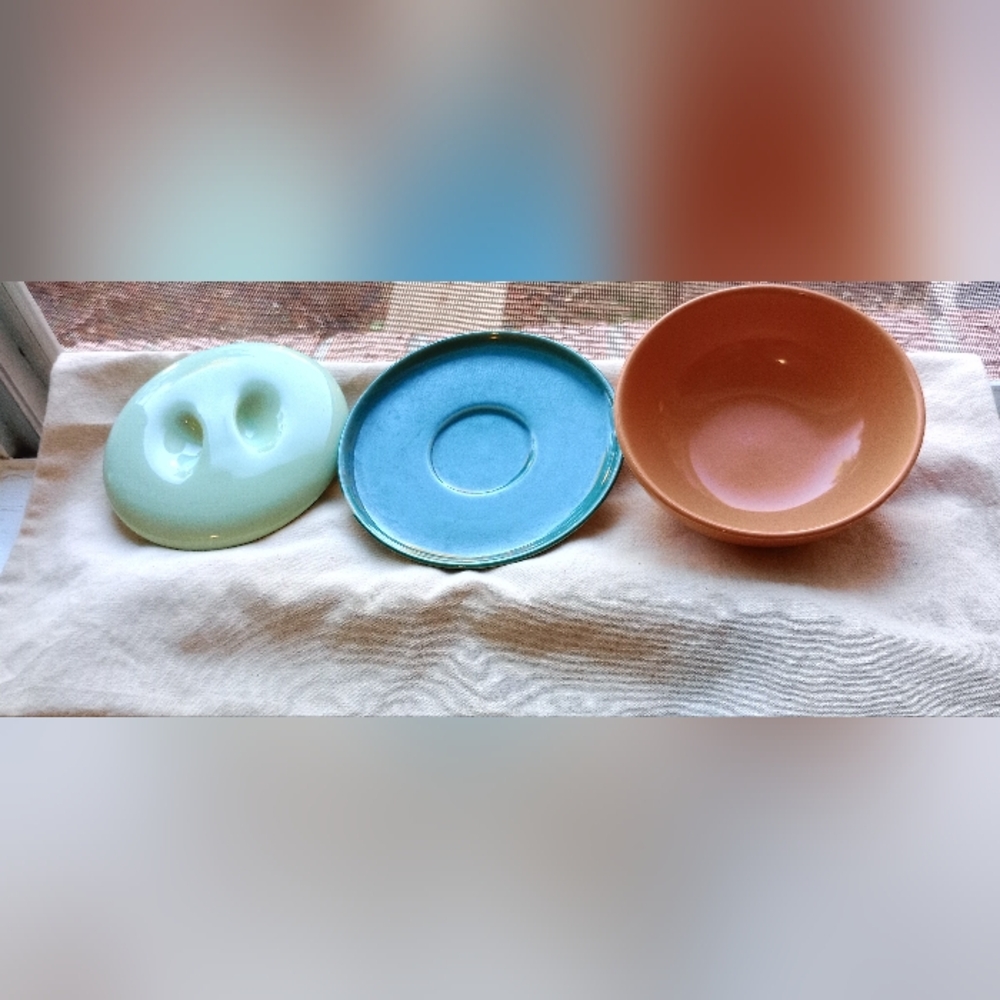 Russell Wright mismatched qty 3